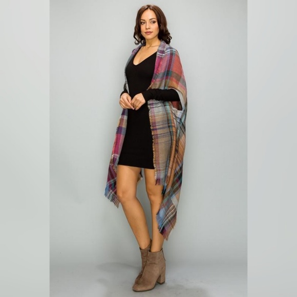 Jackets & Blazers - Plaid Ruana / Poncho